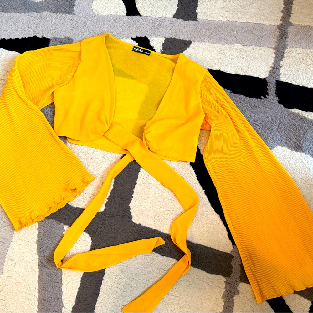 ChicMe Yellow Bell Sleeve Top - Sz M